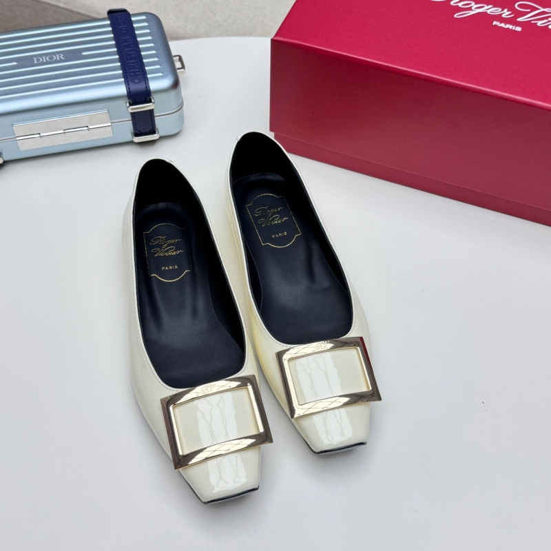roger u1u1er flat shoes